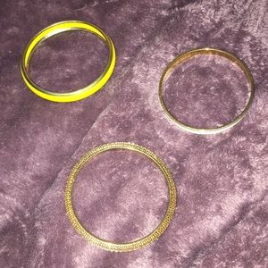 i’m selling these three bracelets